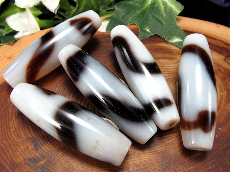 楽天市場】○高級白天珠 希少品 至純天珠 【白蛇白天珠(しろへびしろ