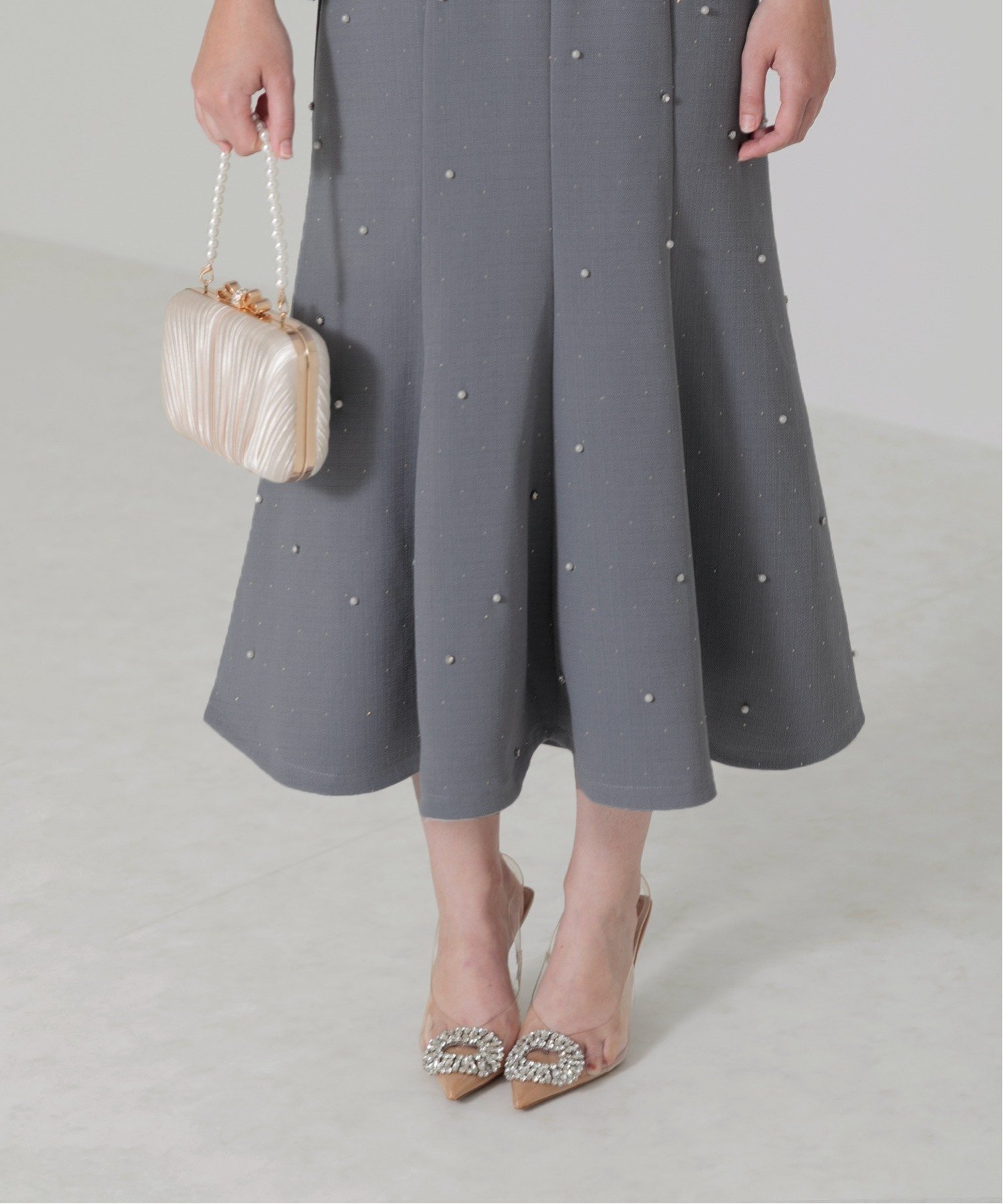 Leja｜LEJA/パールビジュープリーツフレアスリーブマーメイド