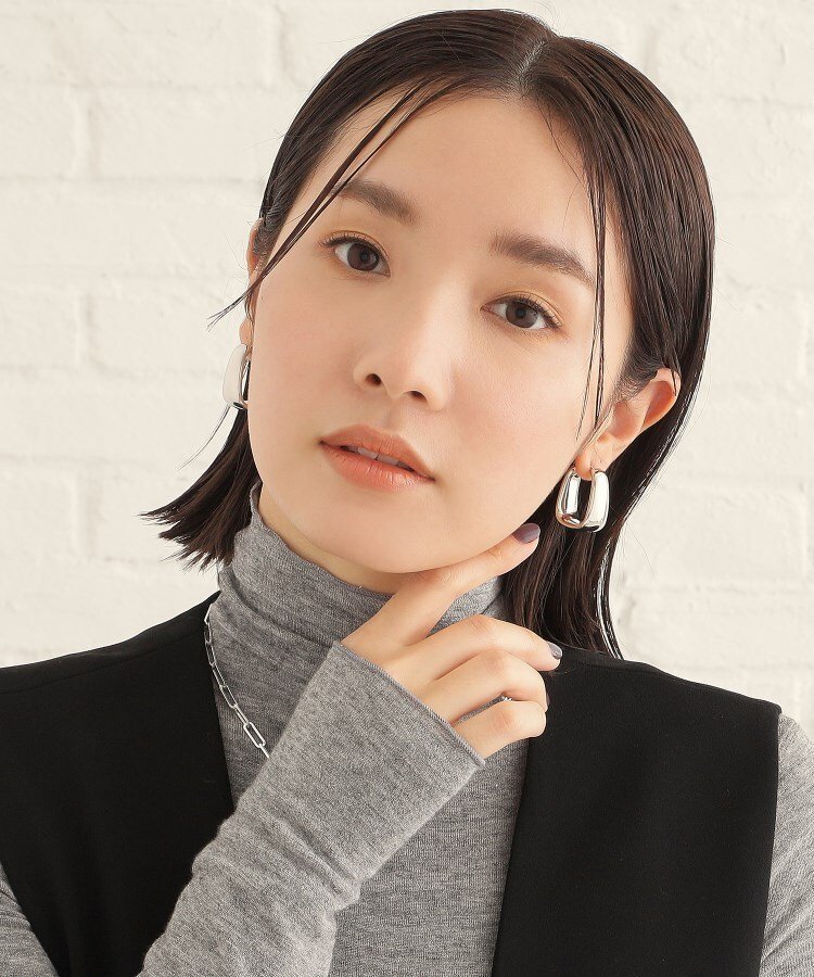 COCOSHNIK｜シルバー ホロウフープピアス トラペーズ | Rakuten