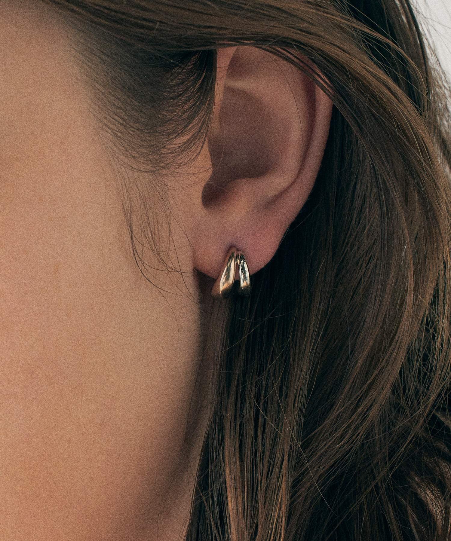 ete｜バイカラー ダブルライン ピアス | Rakuten Fashion(楽天