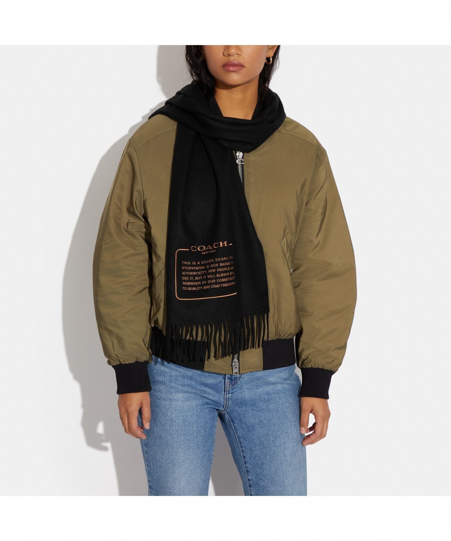 COACH OUTLET｜【公式】エンブロイダード パッチ カシミヤ マフラー