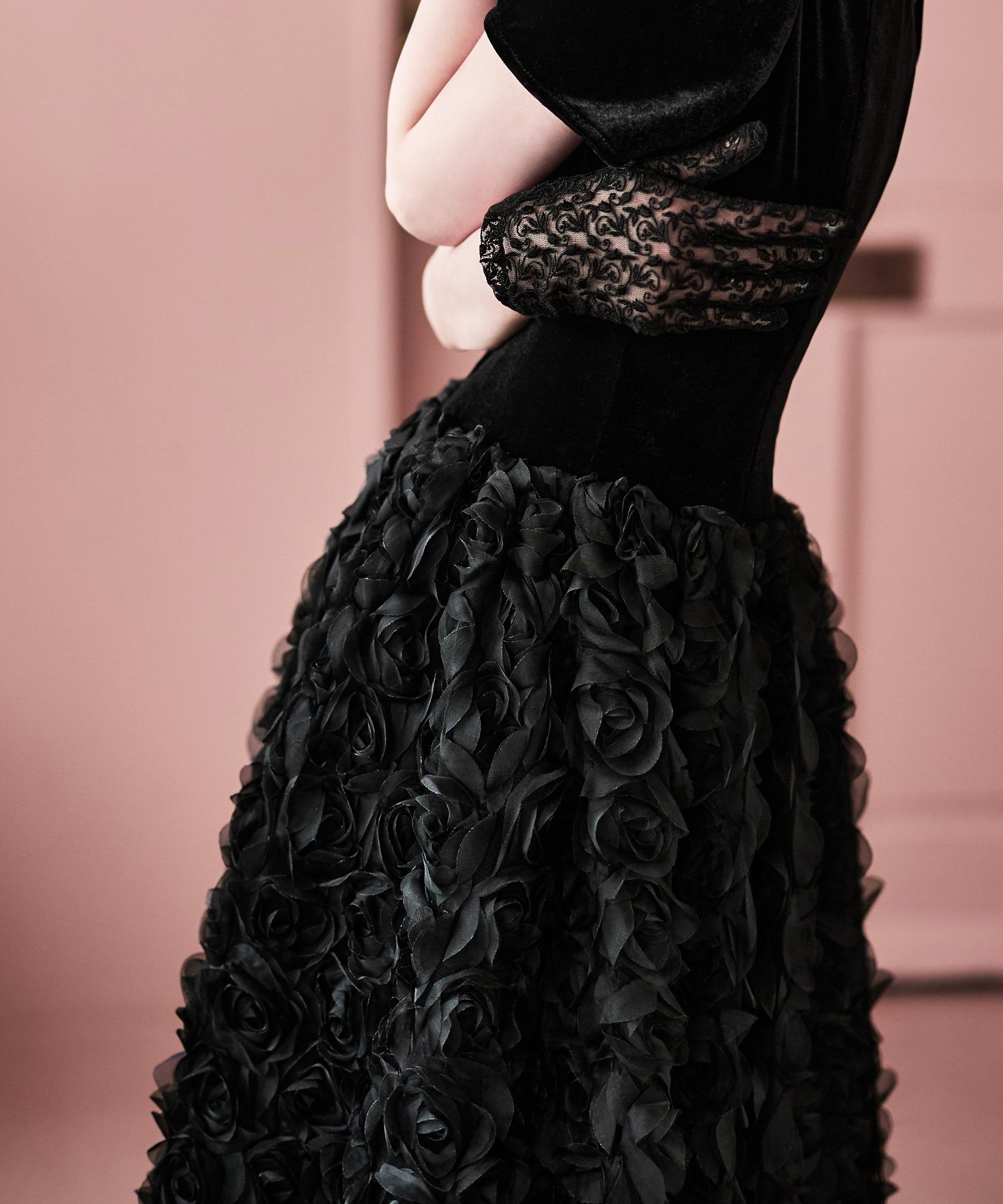 bflat｜ベロアロゼットフレアドレス | Rakuten Fashion(楽天