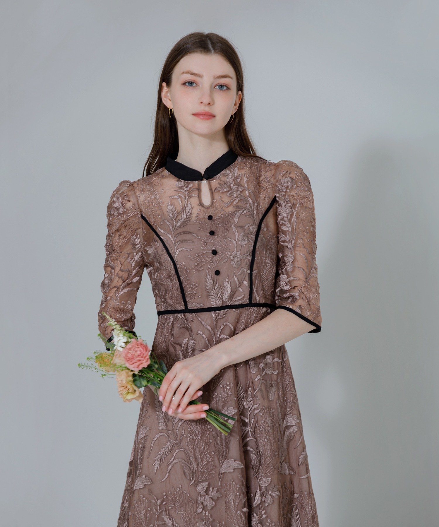 Leja｜LEJA-花柄刺繍レースチュールパフスリーブAラインワンピース