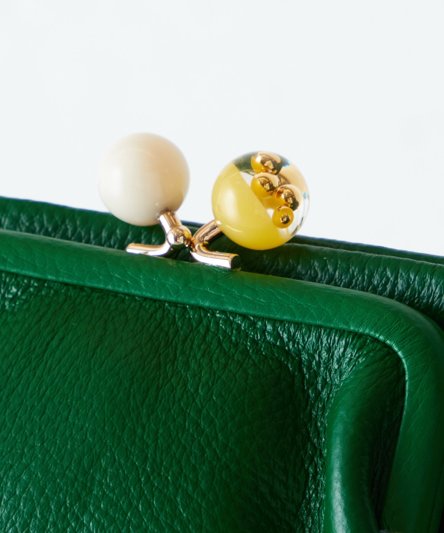 ear PAPILLONNER｜《WEB限定/本革》牛革がま口折り財布 | Rakuten