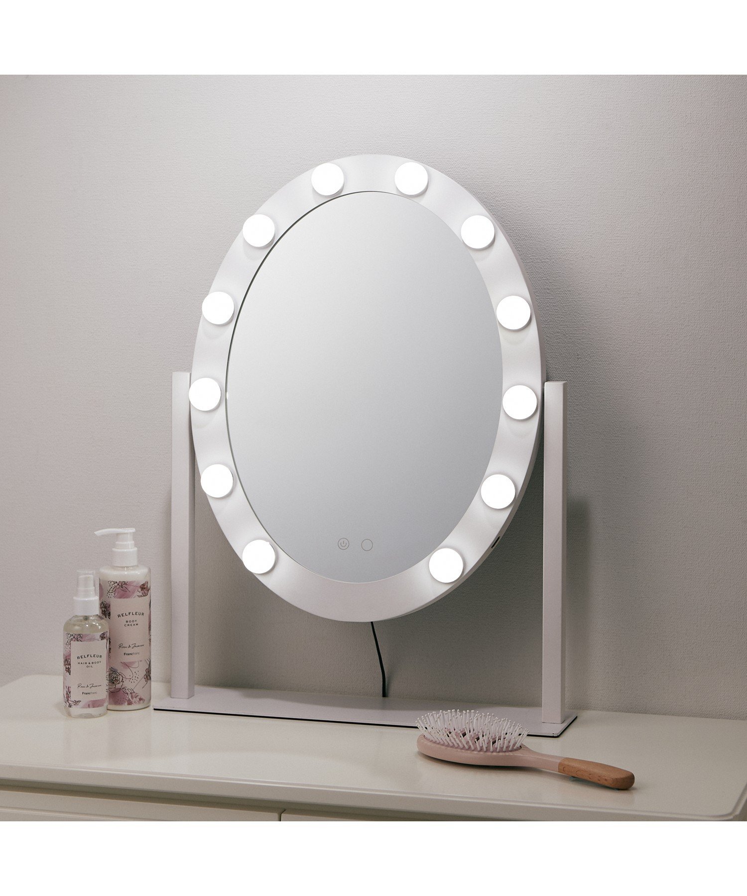 フランフランミラー、ドレッサー、マット 大人気のミラーで憧れの