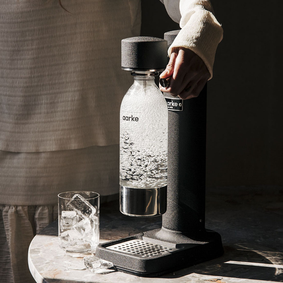 ロクちゃん アールケ aarke カーボネーター3 ハーマントーングレー