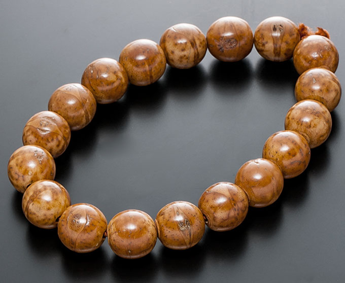 楽天市場】数珠用パーツ 鳳眼菩提樹 18玉 16mm主玉 丸玉 ビーズ 数珠