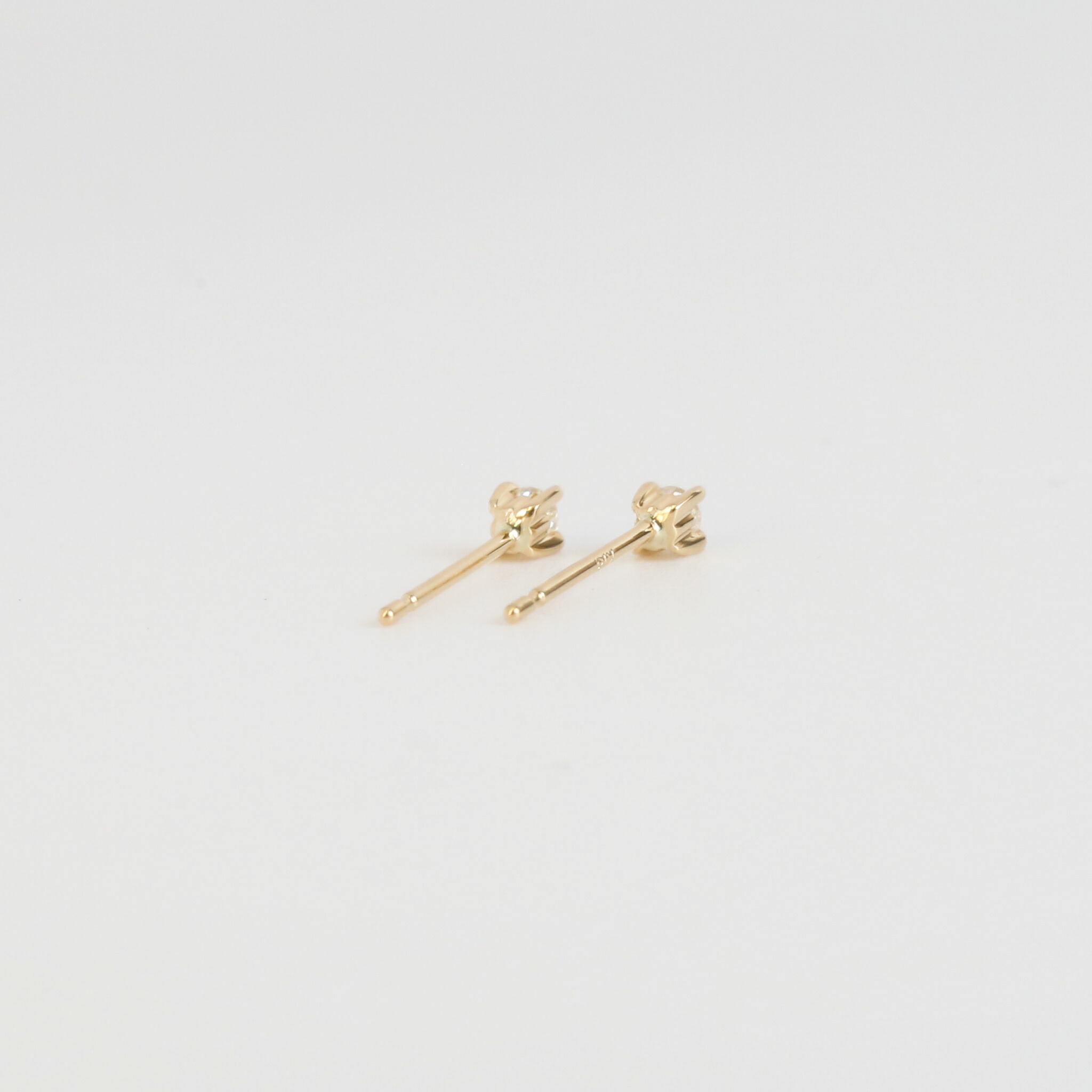 楽天市場】【Petit Stella Pierce】 K10/K18/Pt900 一粒 ダイヤモンド