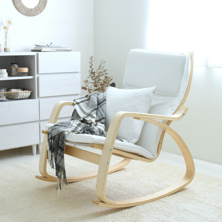 希少 木製 ロッキングチェアー 彫刻入 揺り椅子 ウッドチェア アームチェア