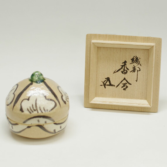 宗完書付 加藤隆倫作 黒織部 香合 共箱 栞付 茶道具 【公式通販】