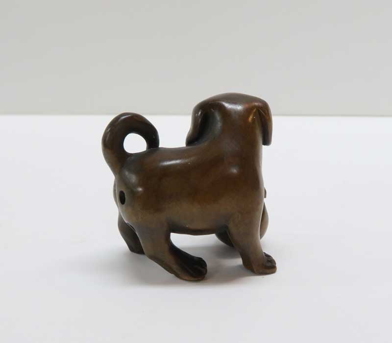 送料無料 緑檀根付 犬 提げ物 『中山』銘 楽天市場】木彫り 根付 〜犬