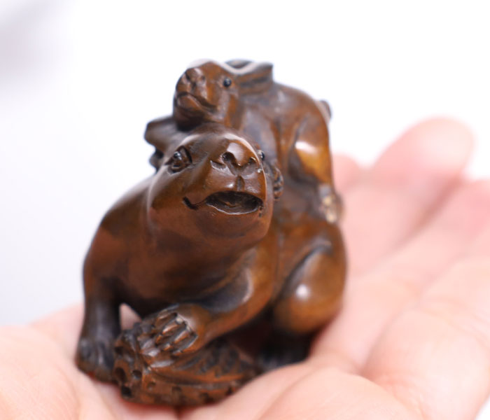 楽天市場】木彫り 根付 〜うさぎ〜一刀彫 / 素材：柘植 : 津山銘木有馬店