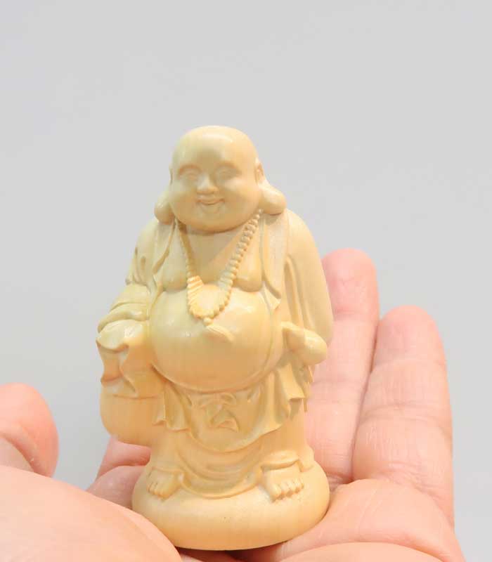 中国美術￼ 一刀彫木彫り、縁起物布袋さん￼ 木製 布袋様 彫刻