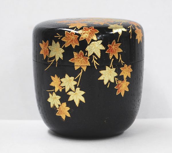 茶道具・茶器、棗＞中棗 栗木地・黒拭漆 紅葉蒔絵 木製 黒川和禅作 【