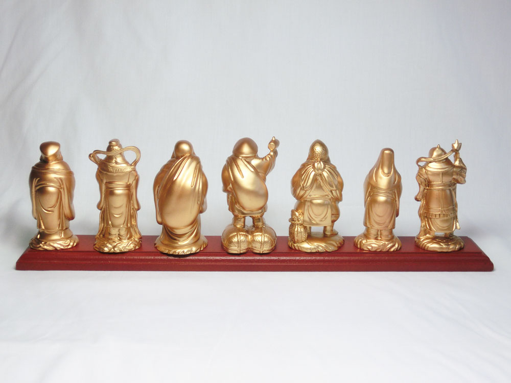 楽天市場】開運 金色 七福神 像 (寿山石製)高さ約10cm ☆木製台座・金