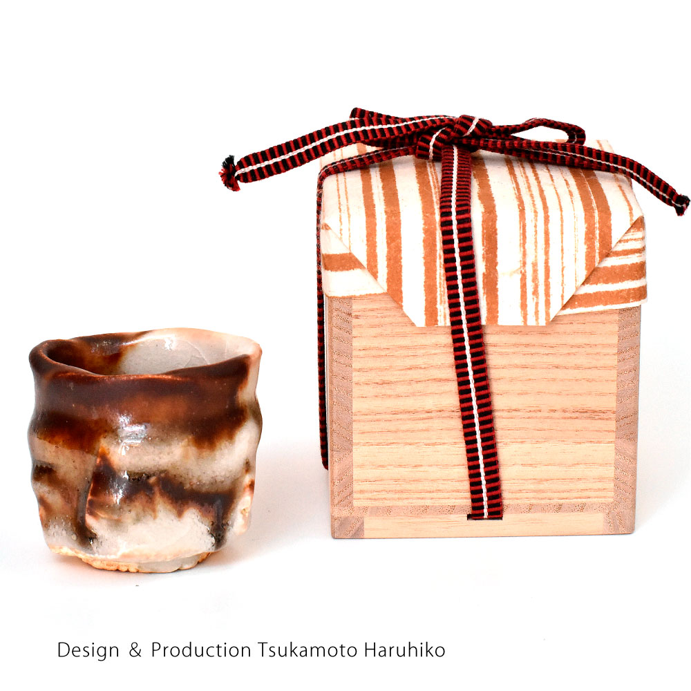 ♥絵志野 ぐい呑み 桐箱付き ⑭ 志野 ぐい飲み 骨董品 ♥絵志野