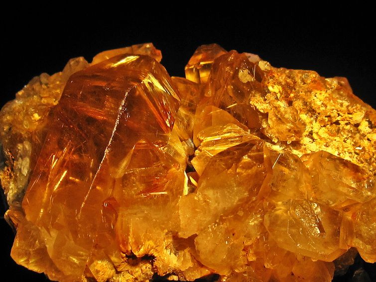 楽天市場】ルチルクォーツ クラスター タイチンルチル 原石 ルチレイ