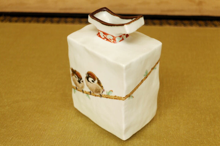 九谷焼】花瓶 置物 中村陶志人 椿に雀 中村としと 九谷焼】花瓶 置物