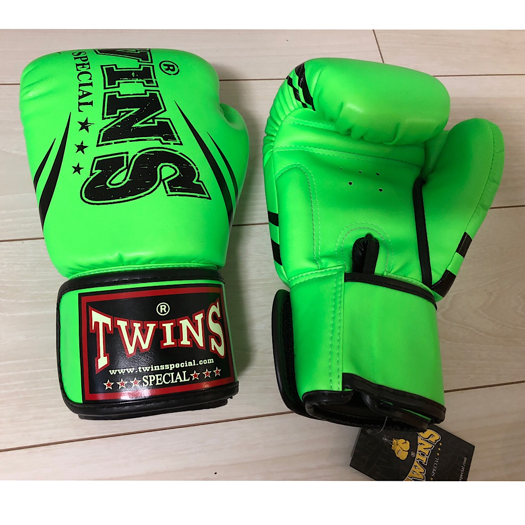 楽天市場】正規品 Twinsキックボクシング ムエタイ ボクシング