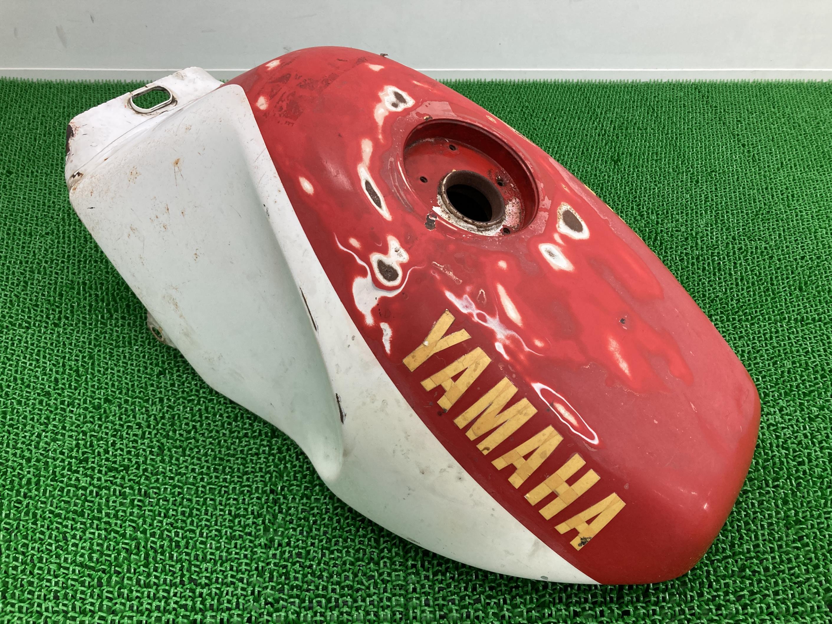 0719 RZ250 RZ オイルタンク タンク 梱包100サイズ