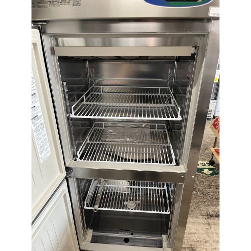 2013年 ホシザキ縦型恒温高湿庫