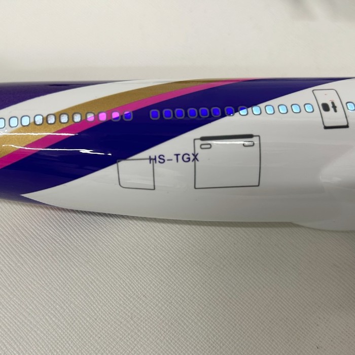 楽天市場】タイ B747 模型飛行機 LEDライト ランディングギア 専用