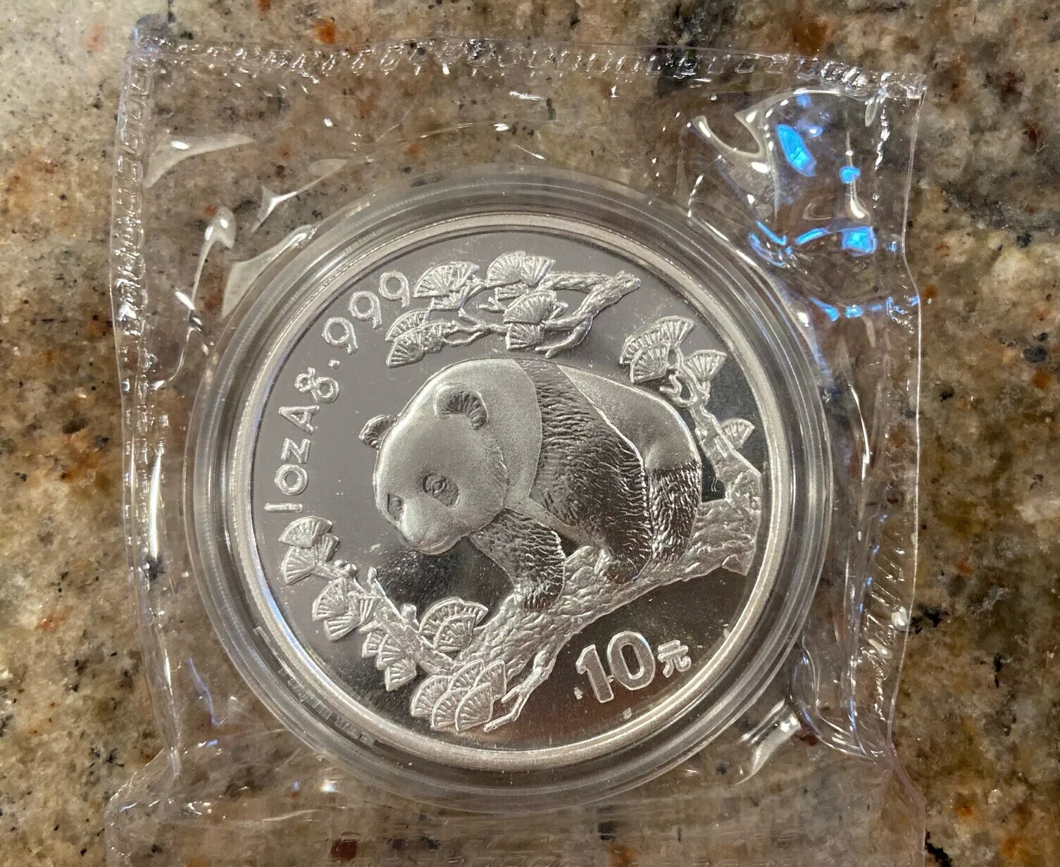 中国 パンダ 1oz 銀貨 1990年 58973