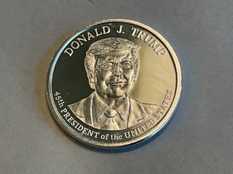2024 トランプ銀貨 1オンス 1枚 2024年 トランプ銀貨 1オンス レア