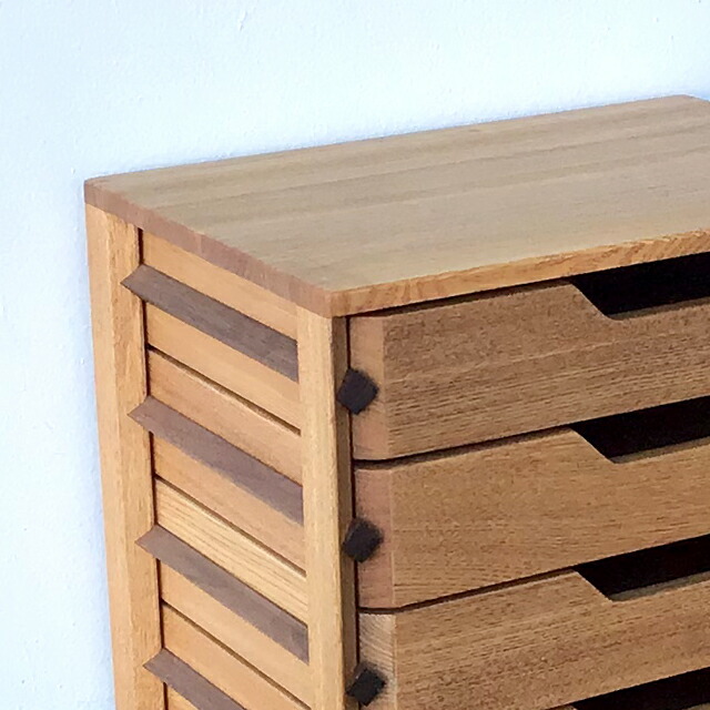 ミイ☆送料無料☆A4木製14段書類棚 ミイ☆送料無料☆A4木製14段書類棚