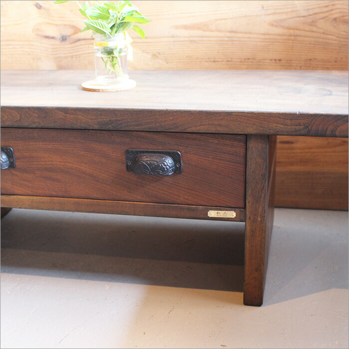 小ぶりな木製の机 引き出し ローテーブル サイドテーブル 作業台 文机