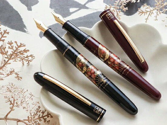 楽天市場】ワンチャー×呉竹「近代蒔絵 万年筆」扇面 黒/赤 別売りの