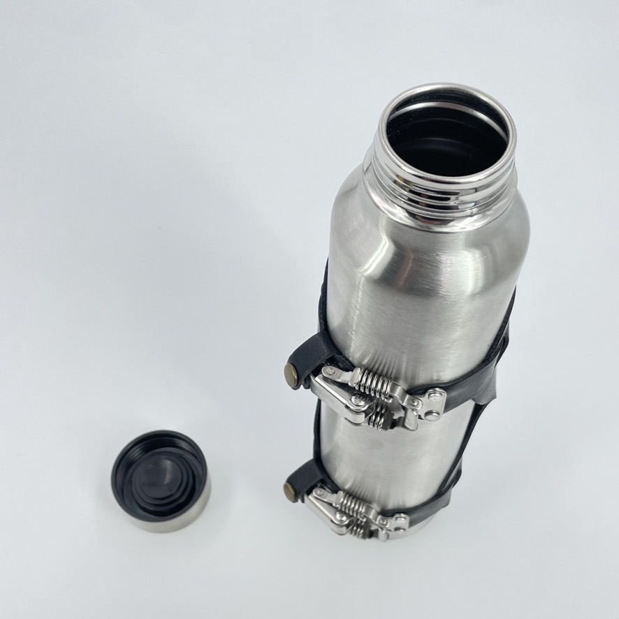 楽天市場】【スピード出荷】携行缶 フューエルボトル エマージェンシー