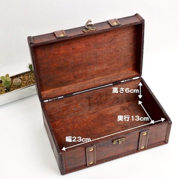 A019希少骨董外国製宝箱アンティーク高4cm幅15cm奥行10㎝現状品のみ 鍵