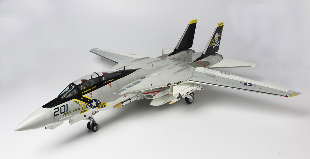 1/48 F-14A トムキャット ジョリーロジャース (70's VF-1,VF-2,VF-84