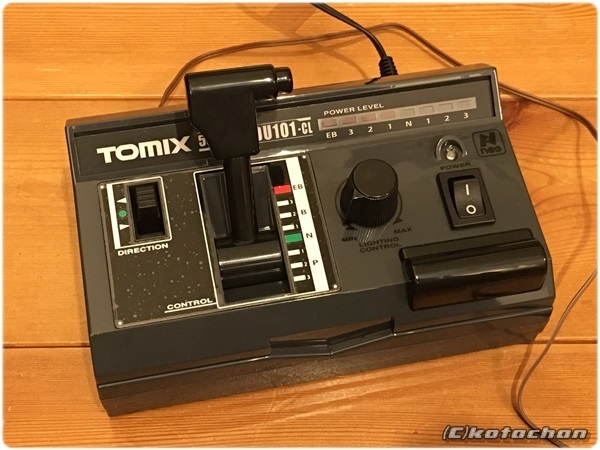 Tomix 5517「TCSパワーユニット N-DU101-CL」でワンハンドル運転: N