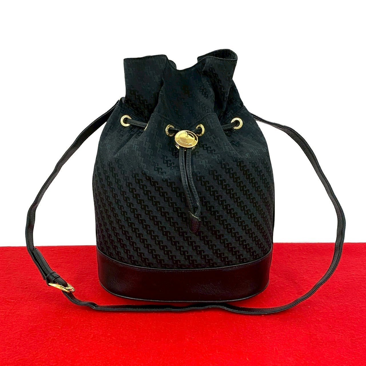 GUCCI グッチ (Vintage) ショルダーバッグ – Trip