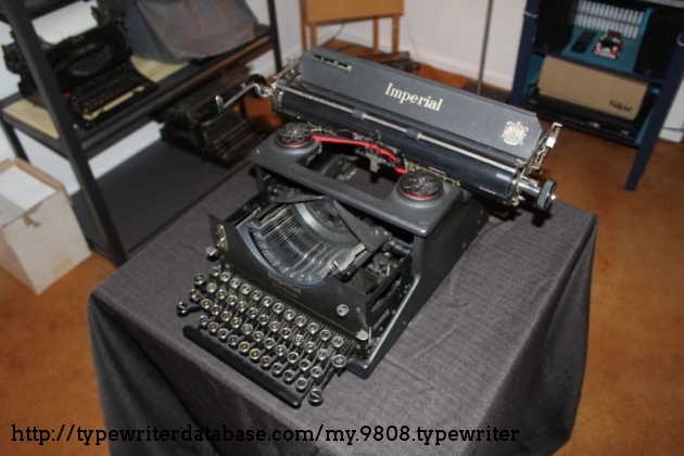 1940 Imperial 50 on the Typewriter Database