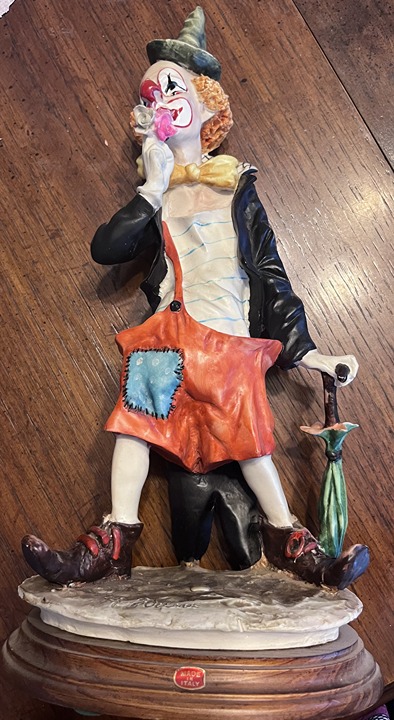 Auro Belcari ~ Capodimonte Clown Statue ~ Dear Studio, Italy