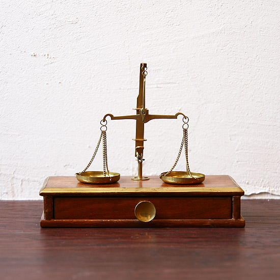 アンティーク 天秤量り（uag1013） - アンティーク家具・雑貨専門店 unikk