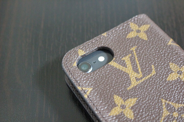 ルイ・ヴィトンの手帳型iPhone専用ケース『folio（フォリオ