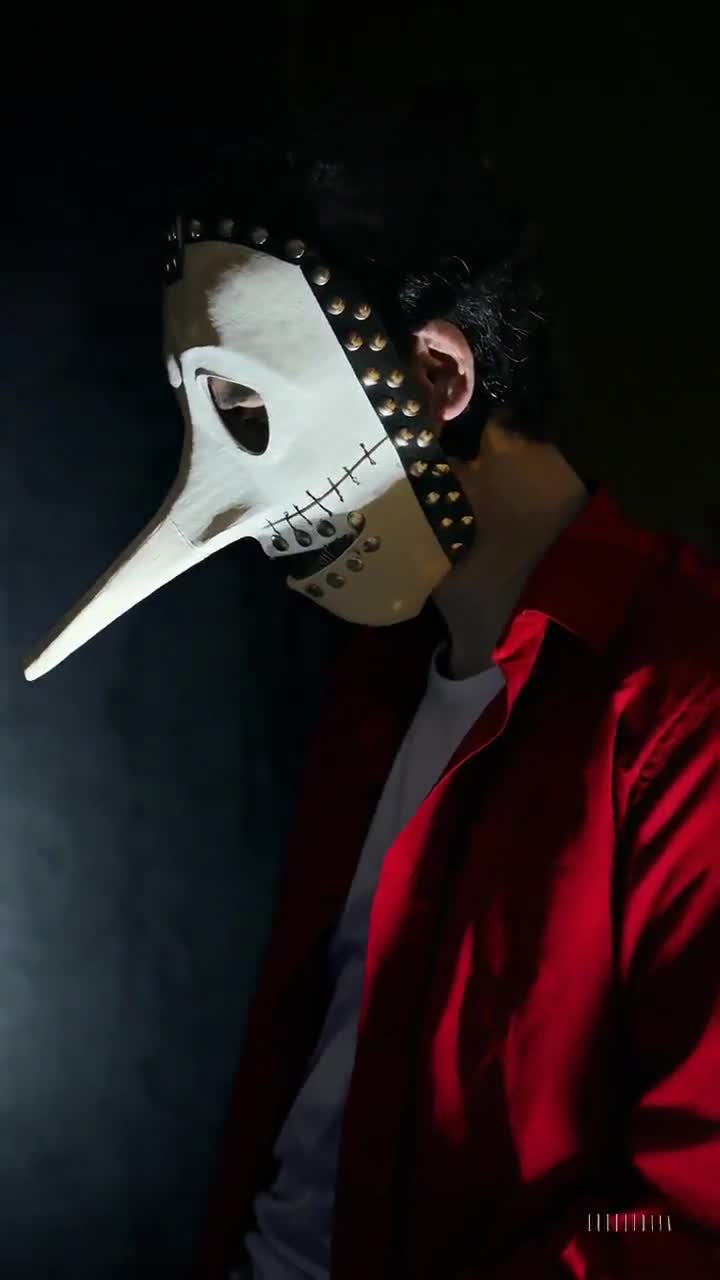 スリップノットのクリス・フェーンマスク：嘘つき、奇妙、仮面舞踏会