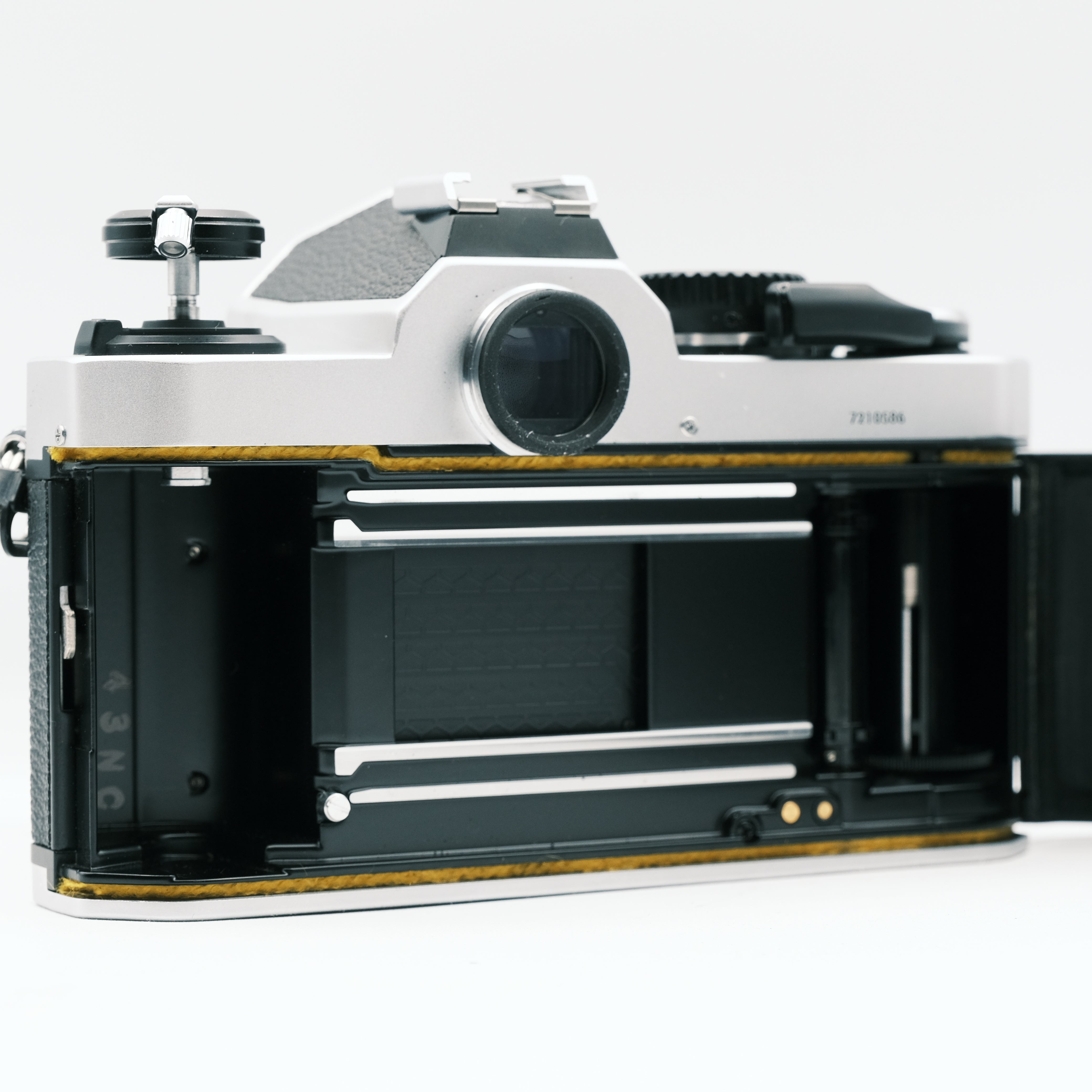 8763 NIKON FM2 NIKKOR 50mm F1.4 ニコン 一眼レフフィルムカメラ