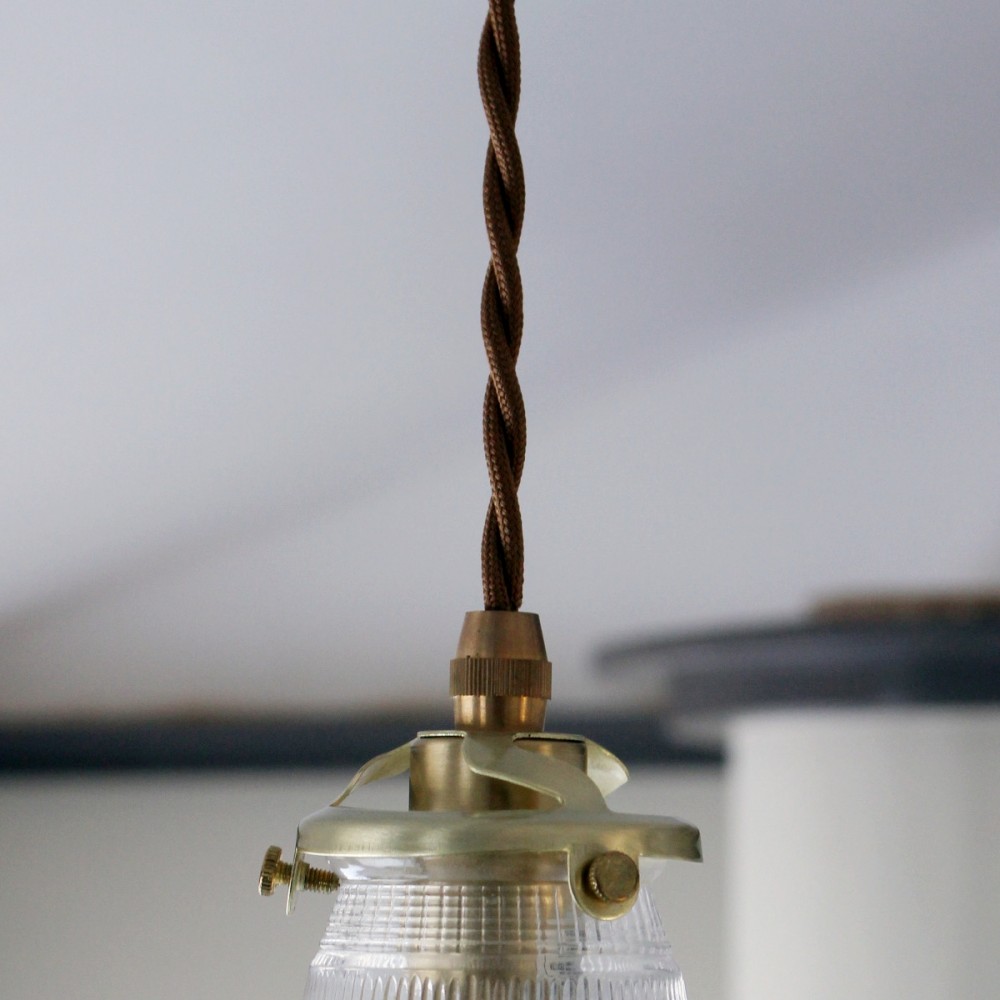 2月中旬入荷予定】フリルのように上品で可愛らしい ガラスシェードの