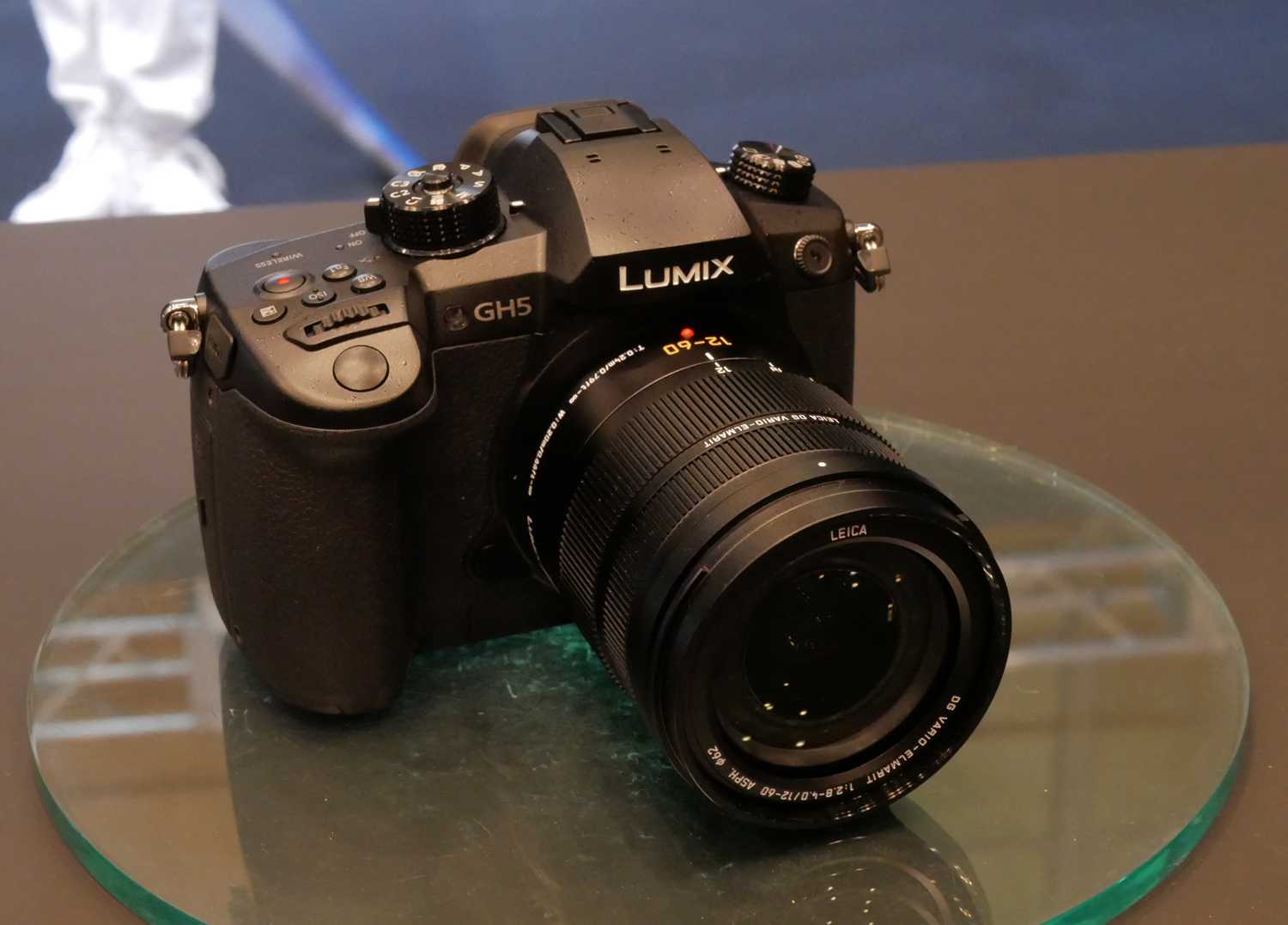 パナソニック、マイクロフォサーズレンズLEICA DG VARIO-ELMARIT 12