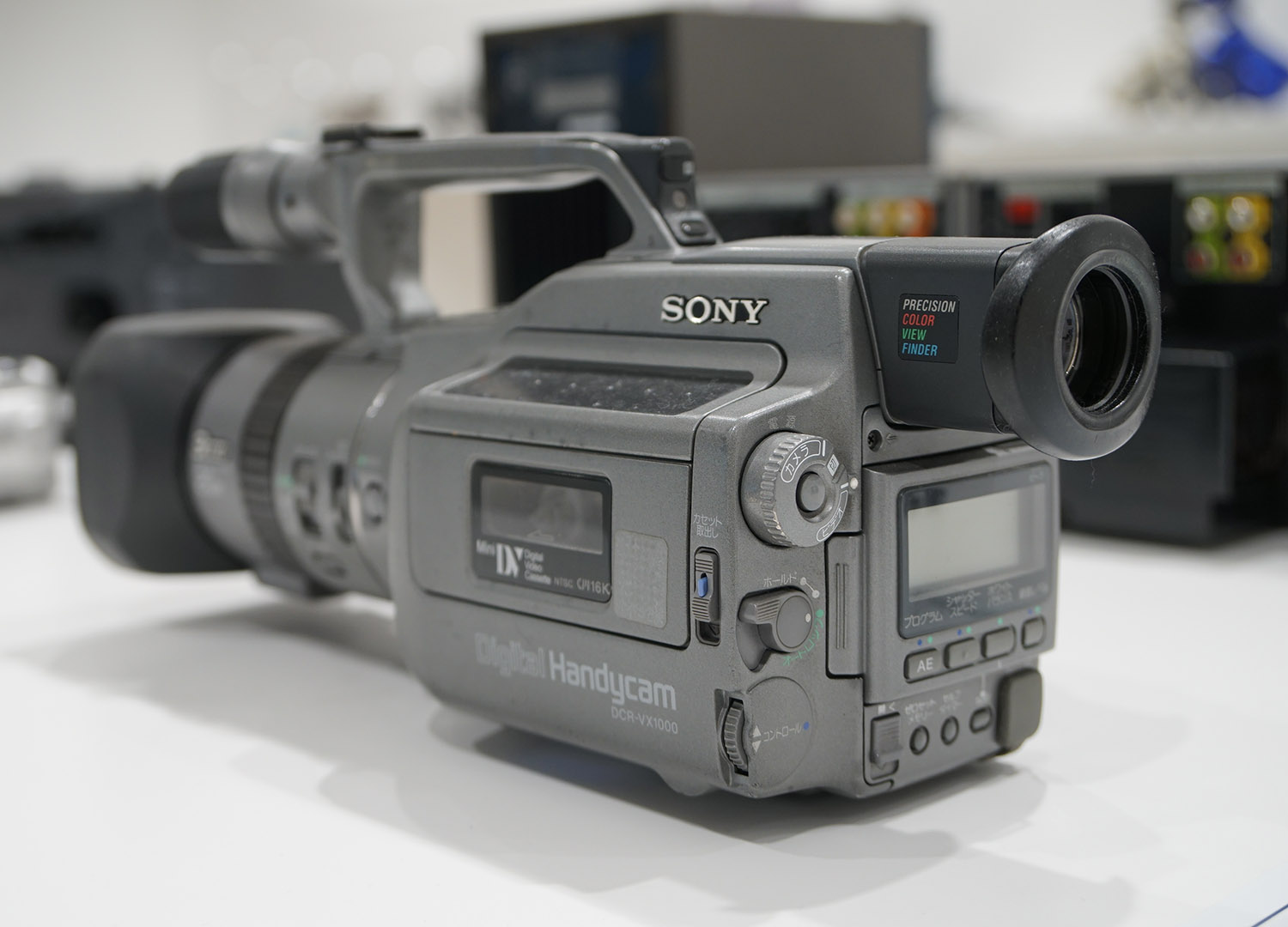 プロ向けモデル！ SONY ビデオカメラ DCR-VX1000 01 プロ向けモデル