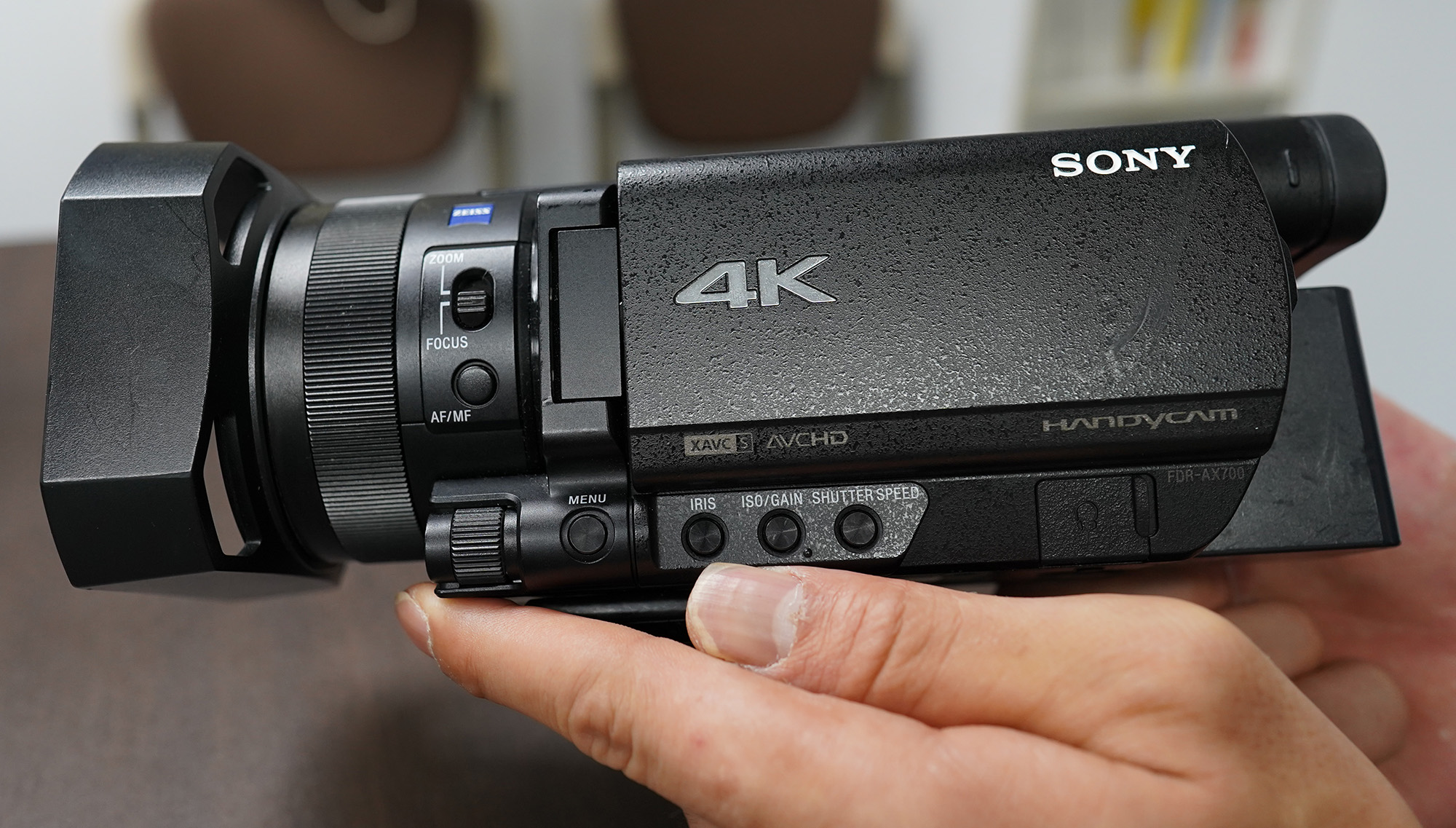 Sony FDR-AX700 Creator's Voice】 スポーツやイベント撮影で使用する