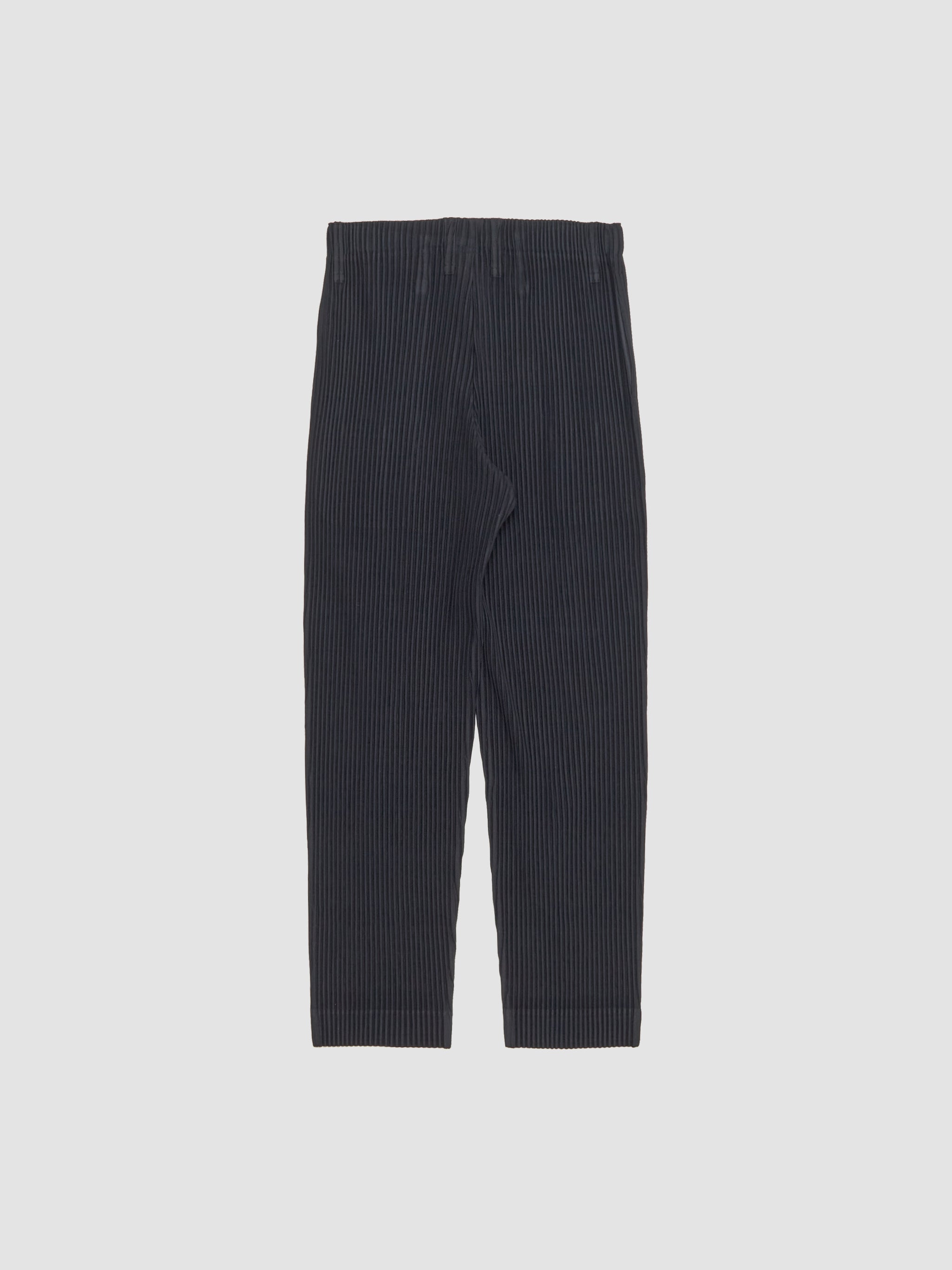 HOMME PLISSÉ Issey Miyake - Basic Pleated Trousers in Black