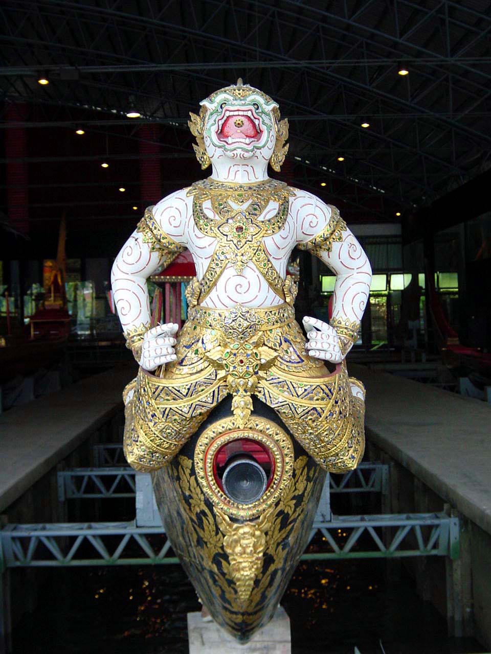 タイの王宮文化（御座船）