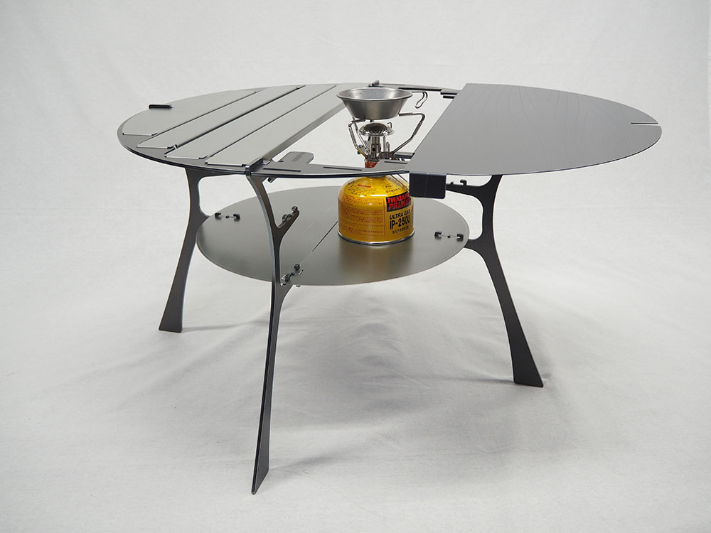 話題のギアブランド「トリパスプロダクツ」から、天板が可変する