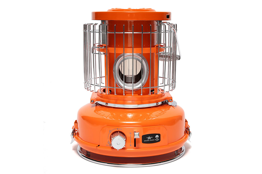 センゴクアラジン×ビームスの人気コラボが、ブラウンの新色を携え今季